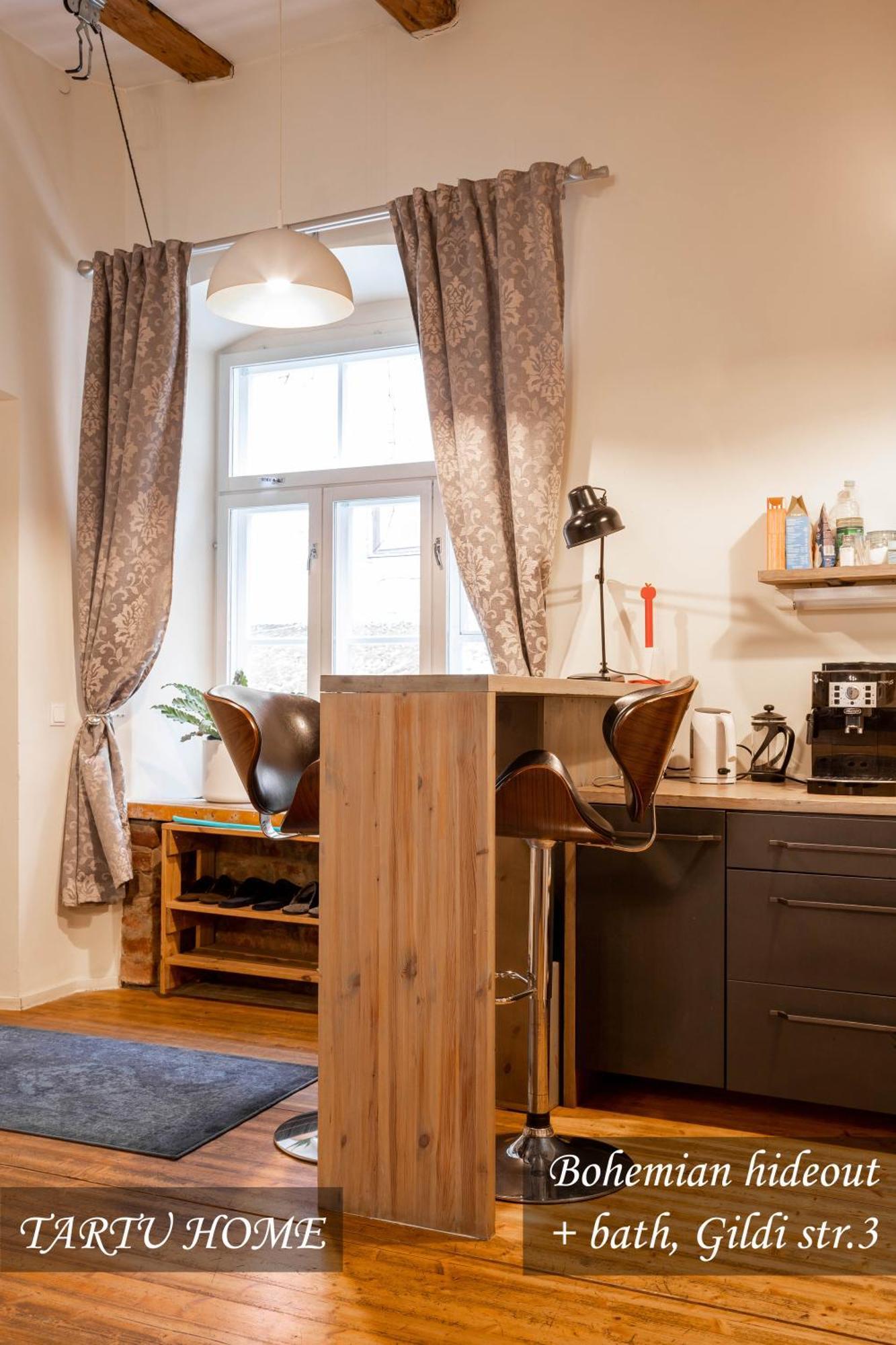 Bohemian Hideout, Old Town, Tartu Home Luaran gambar