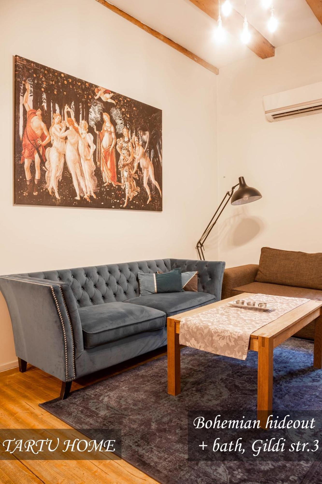 Bohemian Hideout, Old Town, Tartu Home Luaran gambar