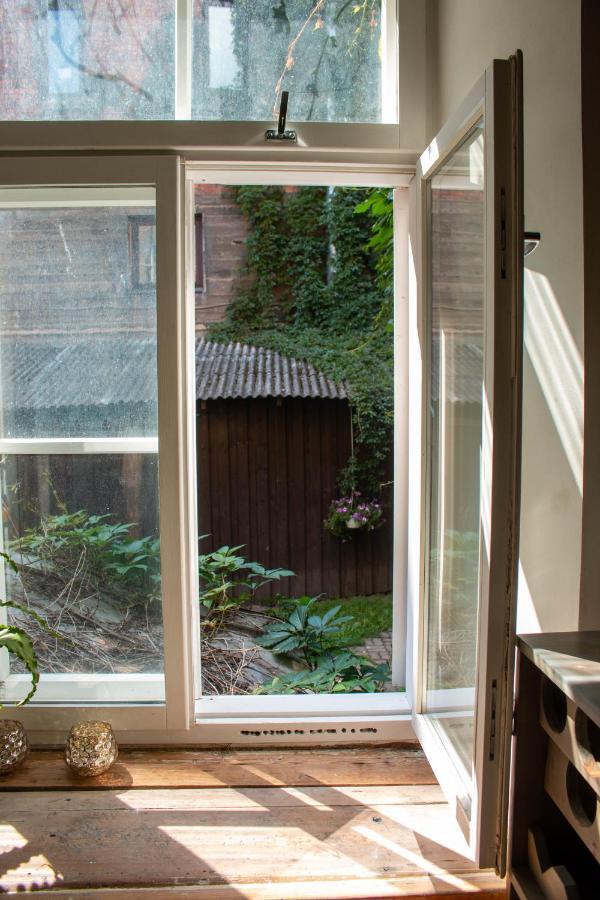 Bohemian Hideout, Old Town, Tartu Home Luaran gambar